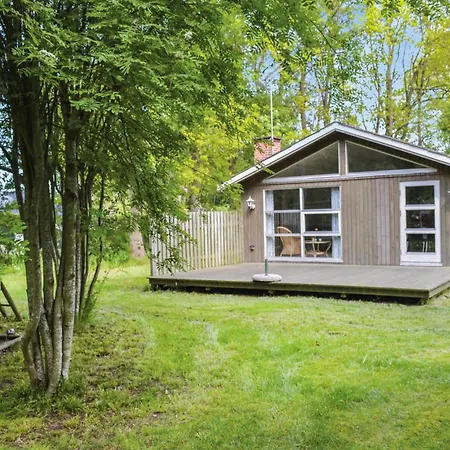 Semesterbostad Fantastiskt Hus Med 2 Sovrum I Glesborg *